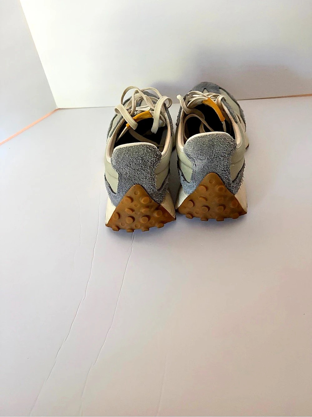 New Balance 327 Gray & White Sneakers - Picture 3 of 3